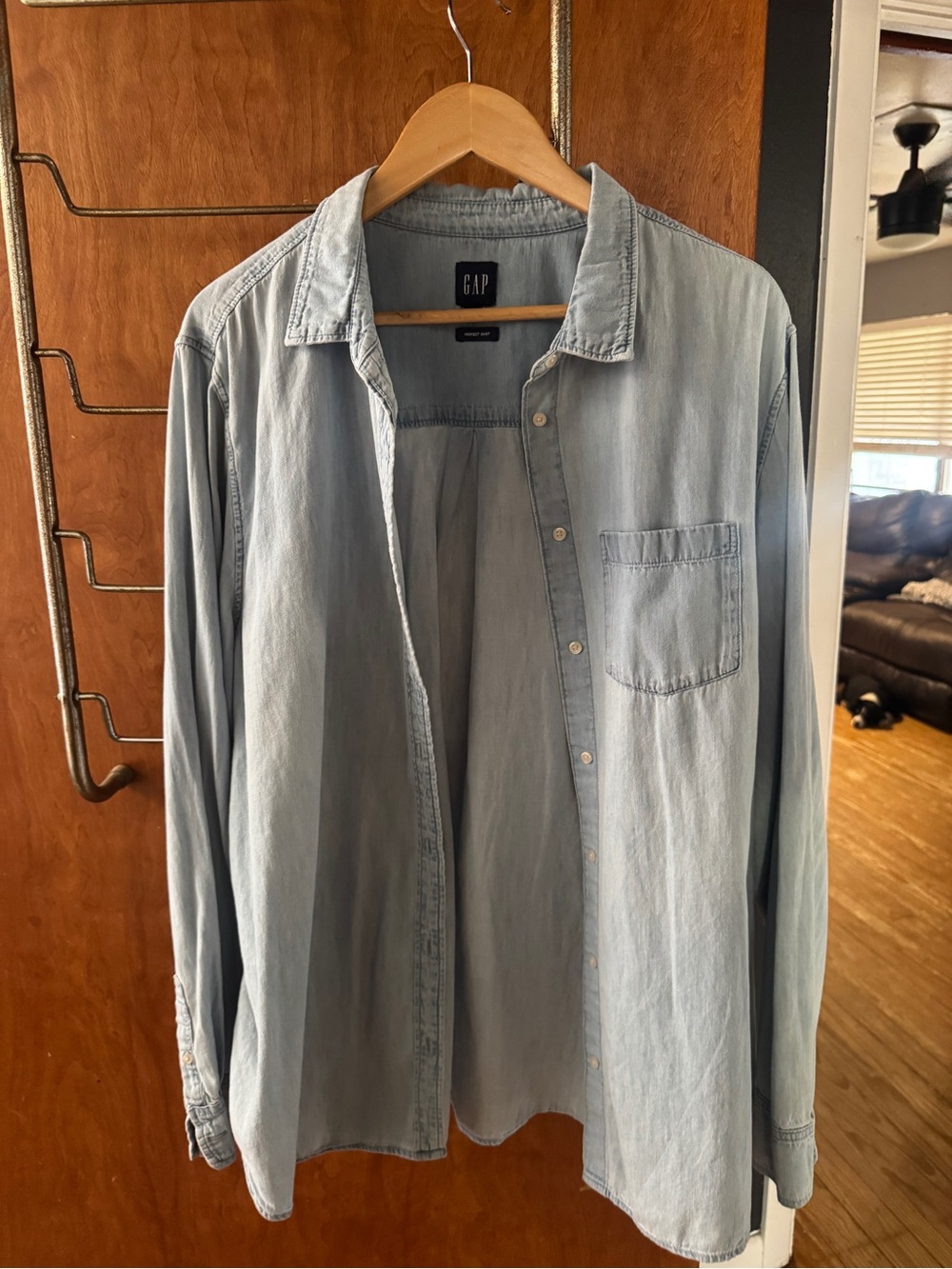 GAP women’s  Light Blue Denim Shirt - Casual Button-Up